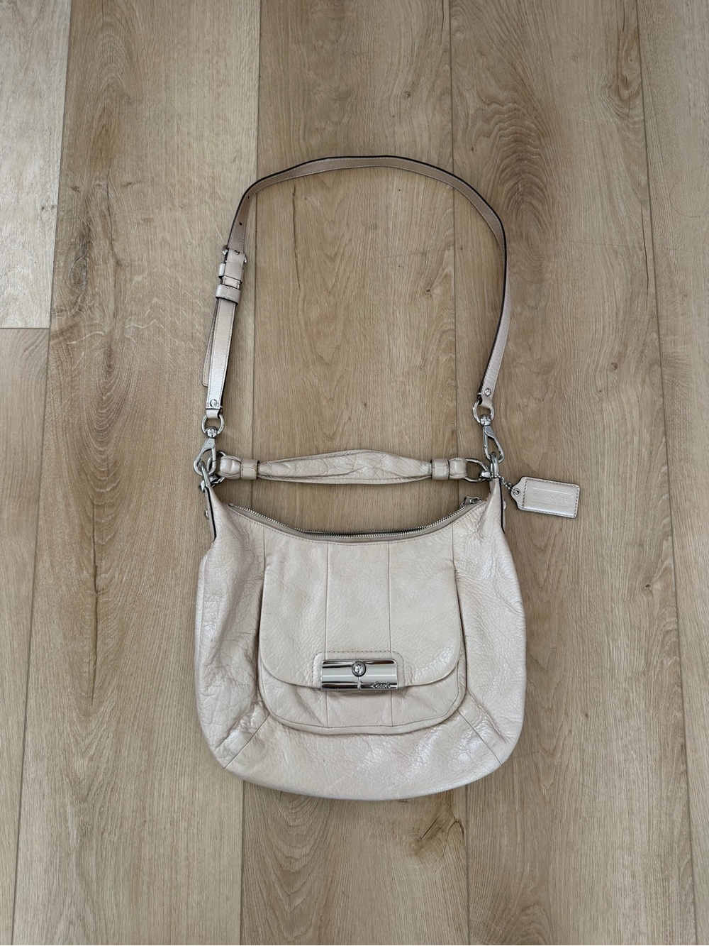 Vintage Coach Kristin Leather Convertible Hobo Shoulder Bag. 16808.